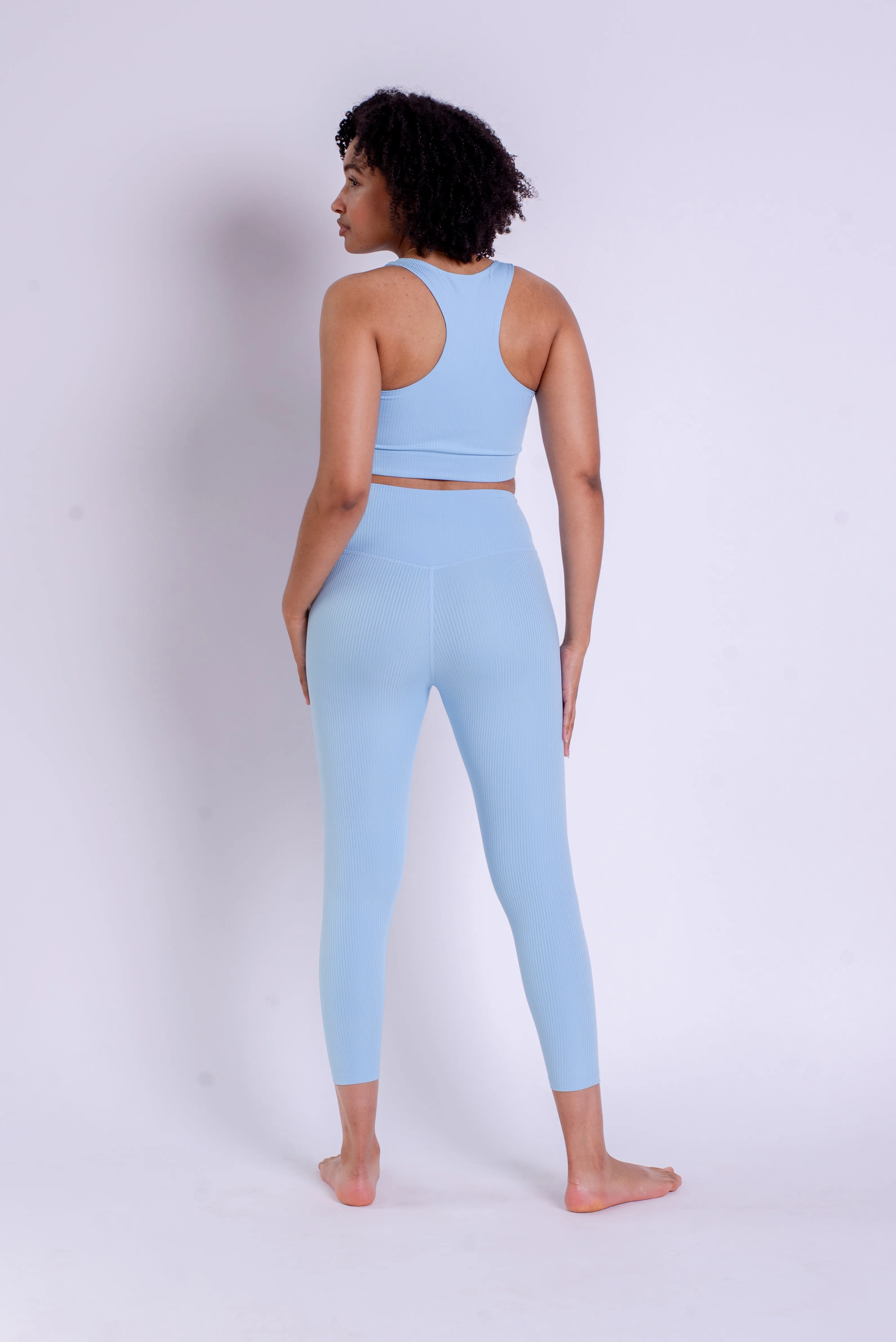 Girlfriend Collective Rib High Rise Legging 7/8 in Bluebell