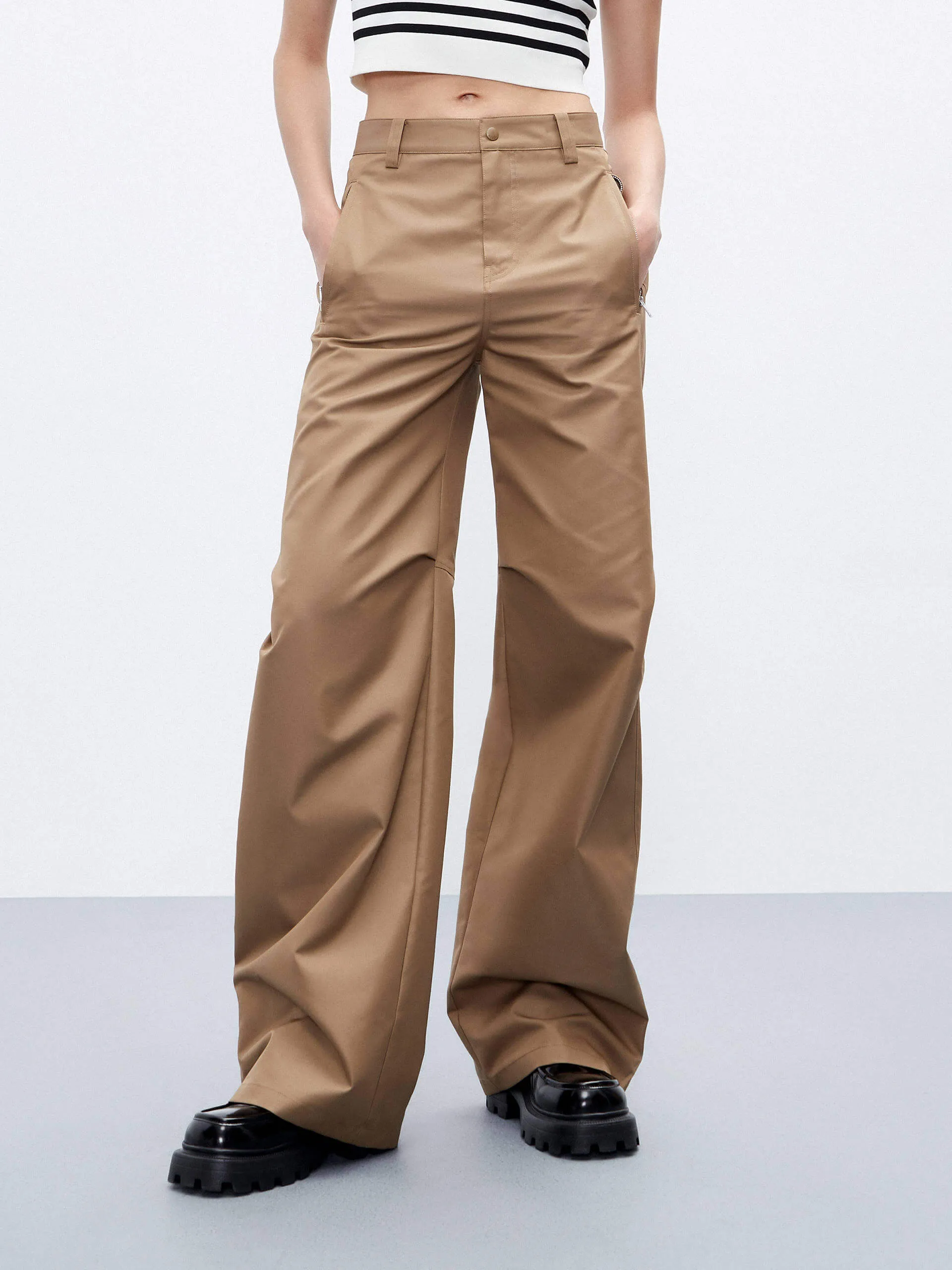 Knee Pleated Straight Pants